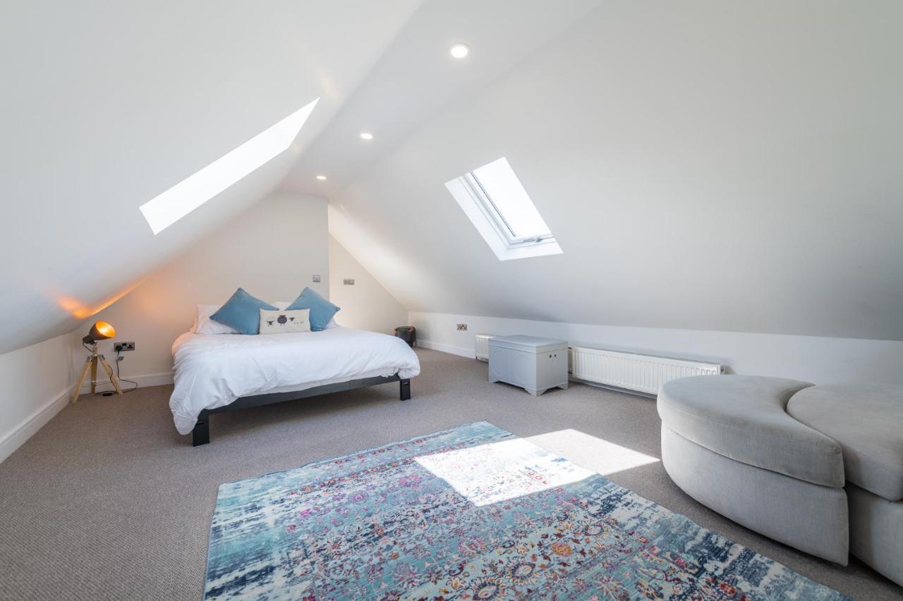 Nether Newton - Sleeps 12, Hottub, Sauna, Private Garden Newmilns Exteriér fotografie